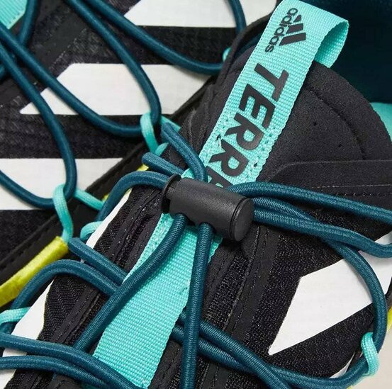 Pánska outdoorová obuv Adidas TERREX VOYAGER 21